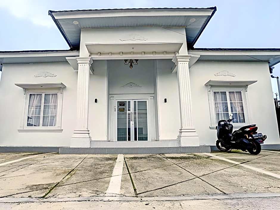 OYO 90847 Hotel Asia City