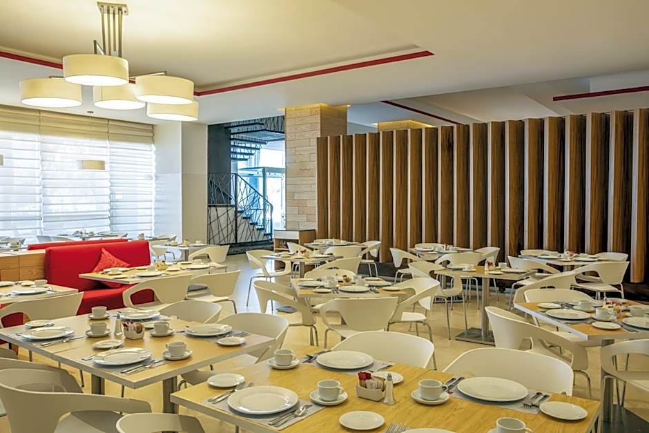 Fiesta Inn Celaya Galerias