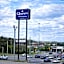 Quarters Inn & Suites