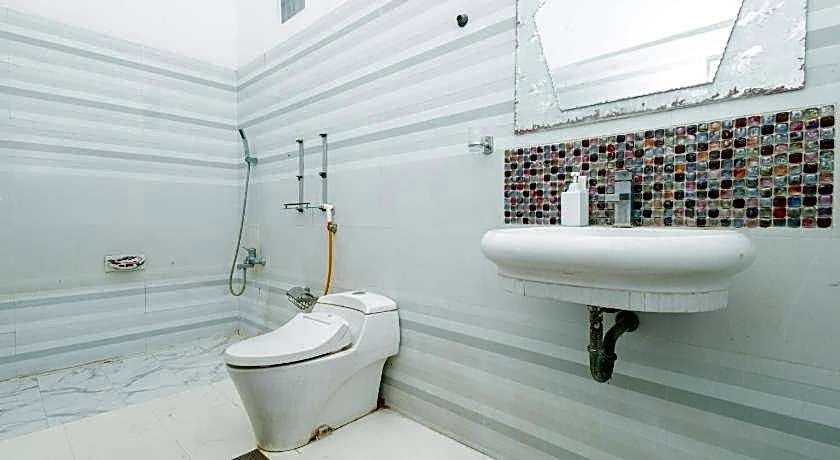 Boss Residence Serang Mitra RedDoorz