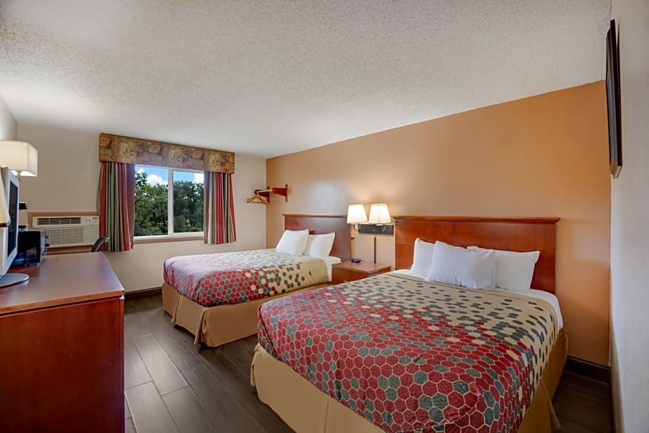 Rodeway Inn