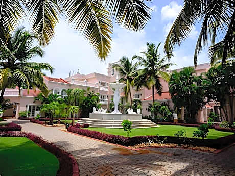 Club Mahindra Emerald Palms