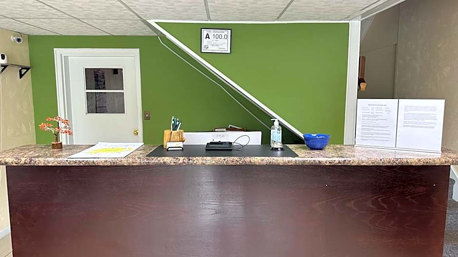 Colonial Inn Franklin