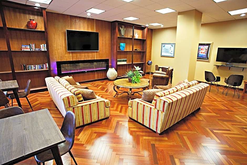 Holiday Inn Express Harrisburg West By IHG