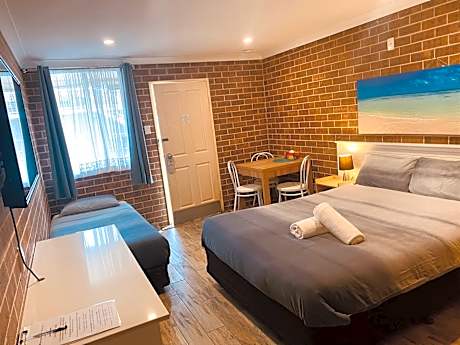 Classic Twin Room