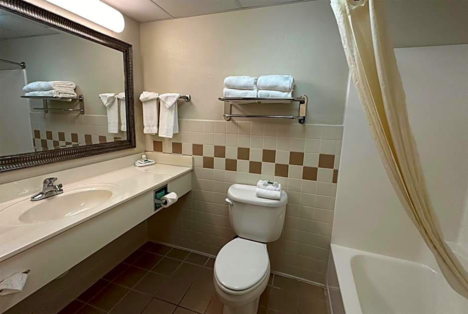 AmericInn by Wyndham Appleton North/Little Chute