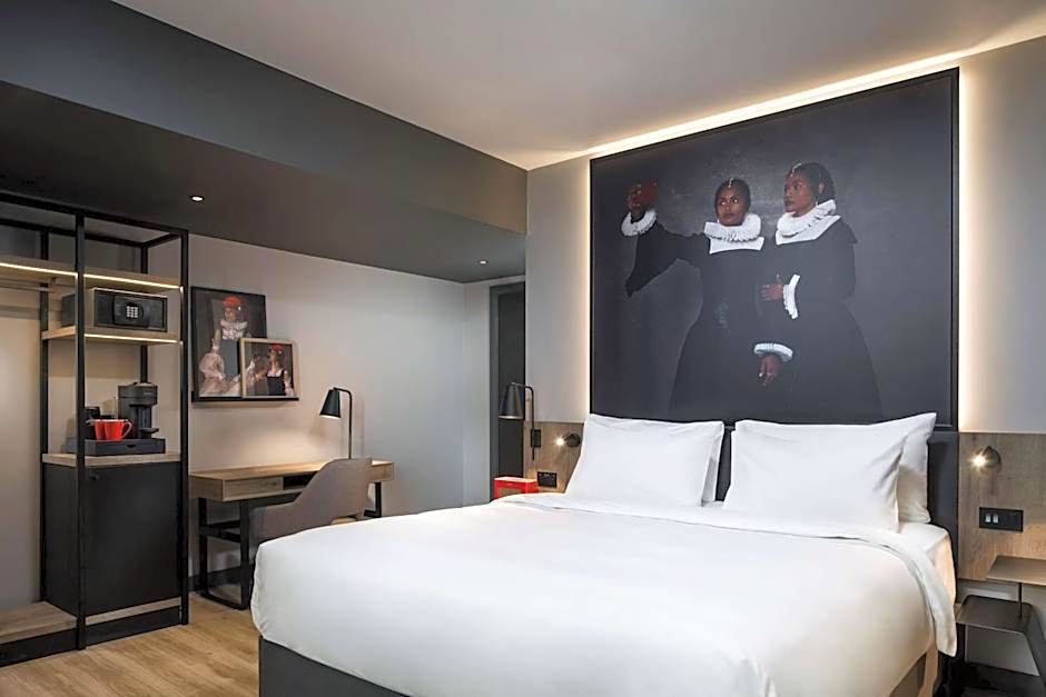 Radisson RED Hotel, Liverpool