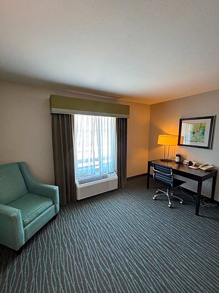 Ramada by Wyndham Burkburnett / Wichita Falls