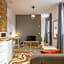 Apt with Antique Floor & lots of Sun Light
