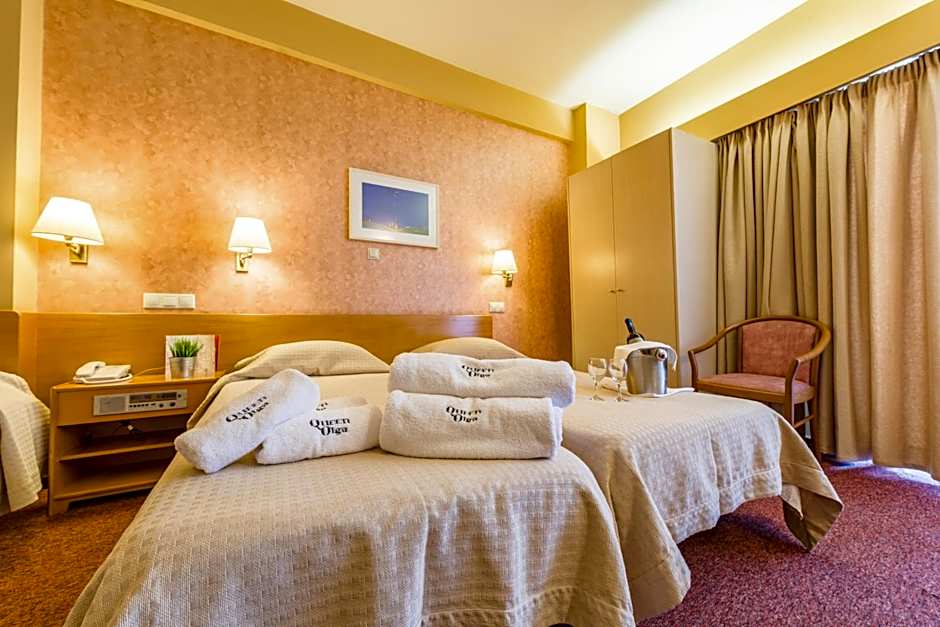 Queen Olga Hotel