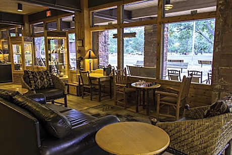 Zion Lodge - Inside The Park