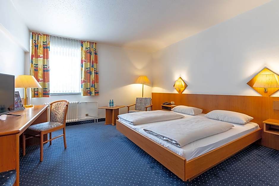 Fly Inn Hotel Frankfurt Airport Rüsselsheim ehemals Trip Inn Hotels
