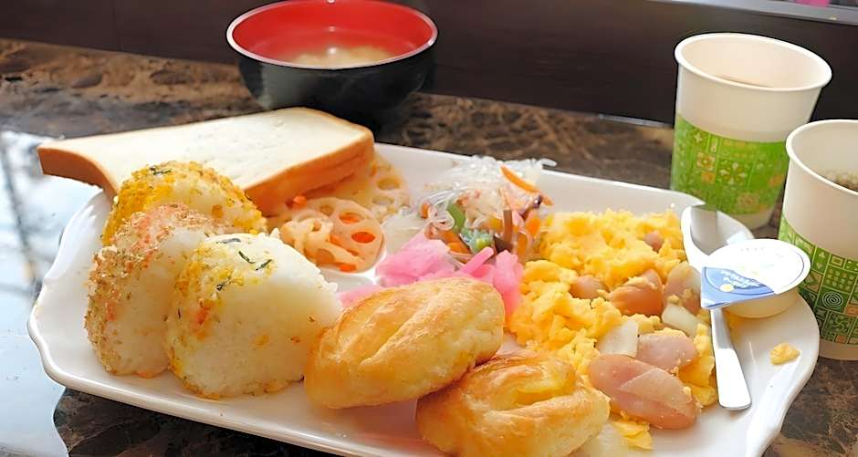 Toyoko Inn Shin-Osaka Chuo-Guchi Honkan