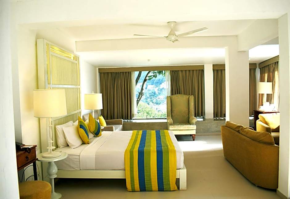 Photo 1 of 7 of Suite