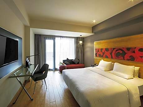 Deluxe Double Room with Balcony