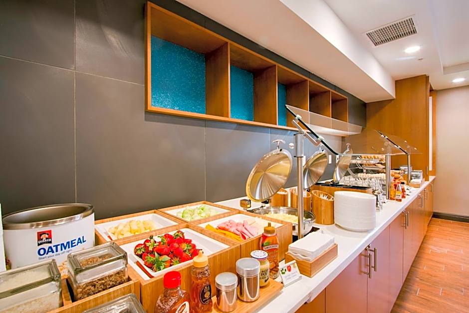 SpringHill Suites by Marriott Orlando Lake Buena Vista South