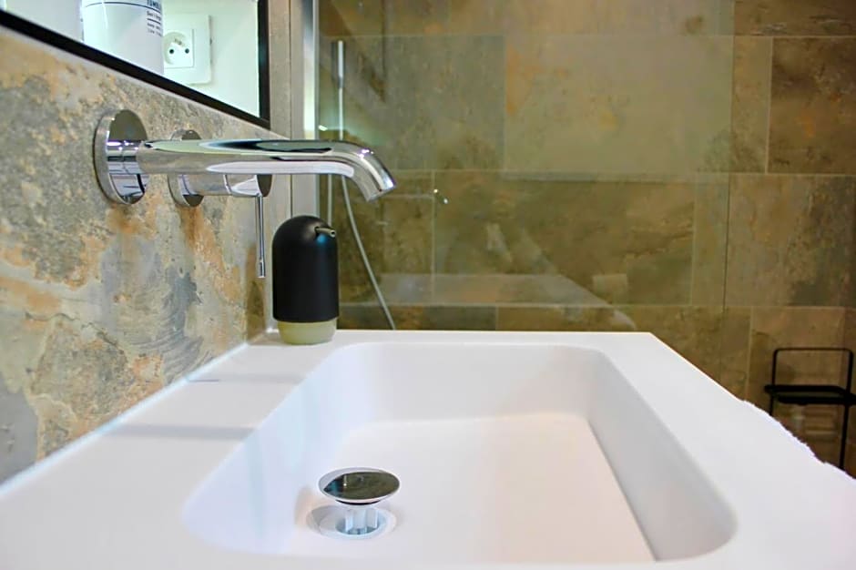 Le Chemin du Village