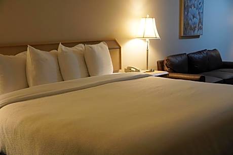 Suite with Spa Bath