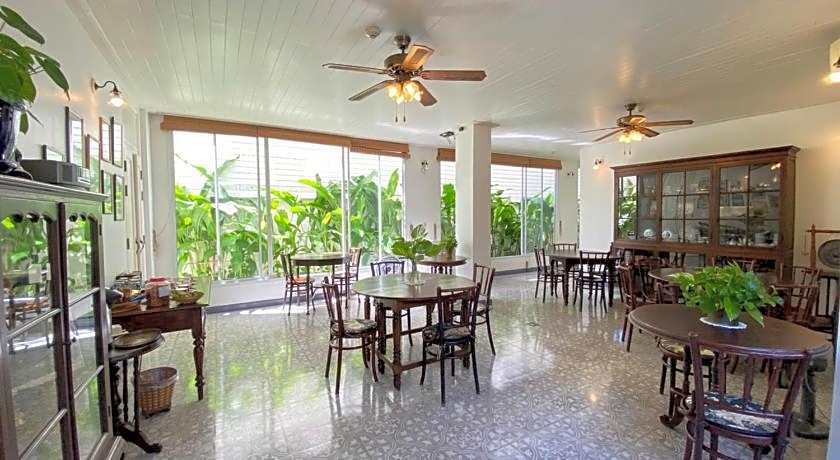 SSIP Boutique Dhevej Bangkok