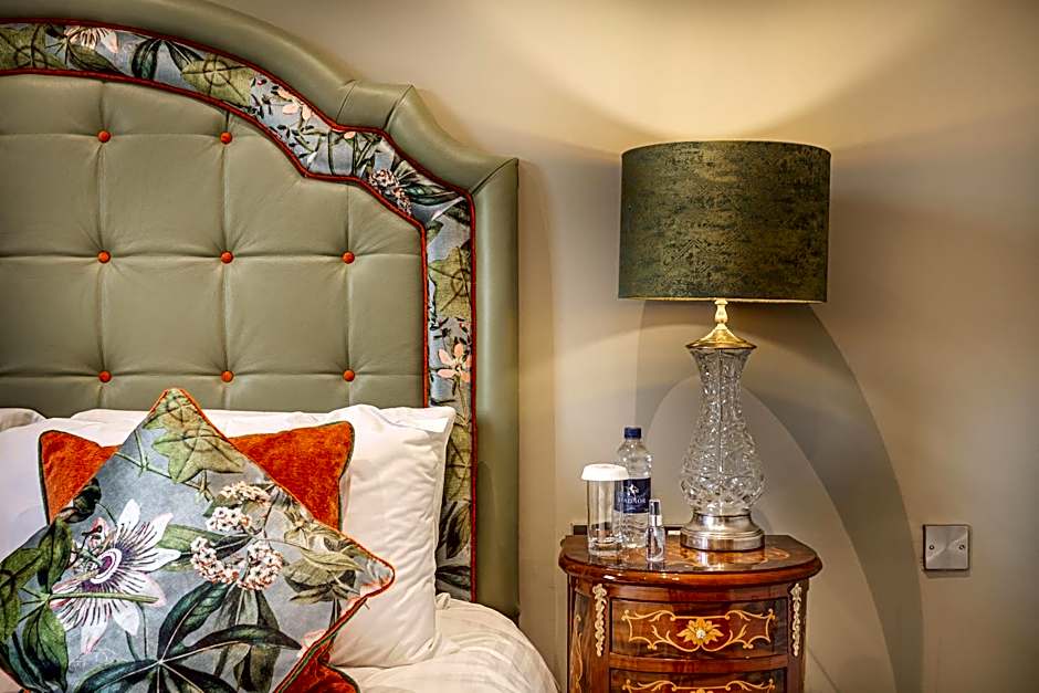 The Wynnstay Hotel, Oswestry, Shropshire - The Coaching Inn Group