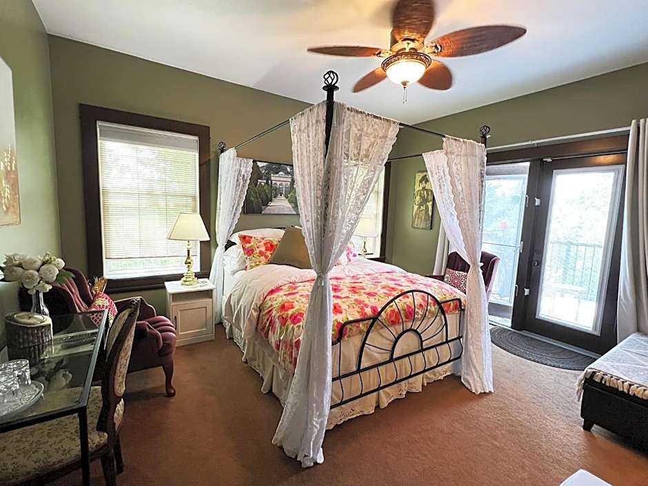 Wolf Creek Bed and Breakfast