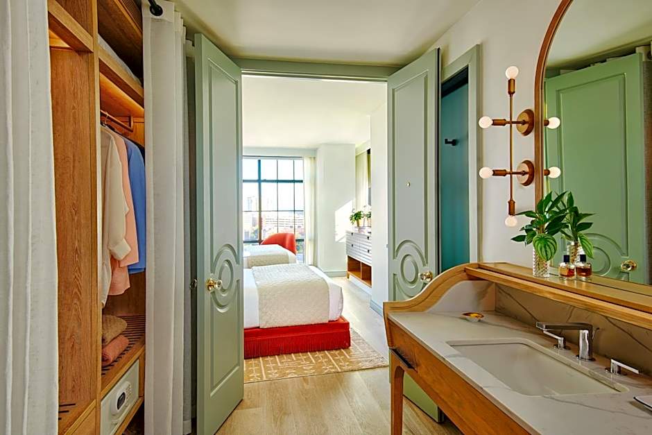 Virgin Hotels New Orleans