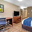 Comfort Inn & Suites Northern Kentucky