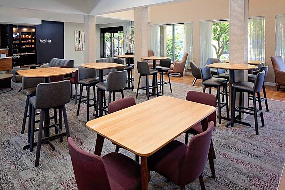 Courtyard by Marriott Durham Near Duke University/Downtown