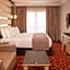 Elite World Nest Van