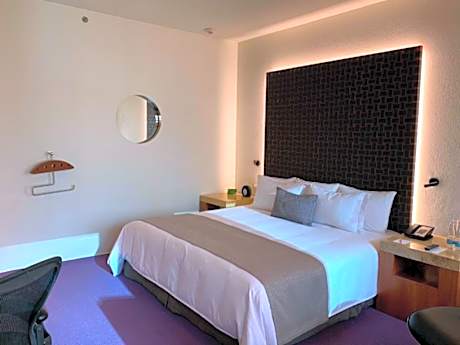 Camino Real Club King