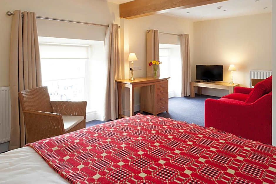 Photo 1 of 4 of Superior Suite