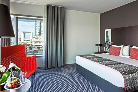 The Level Junior Suite Panoramic View and Lounge Access