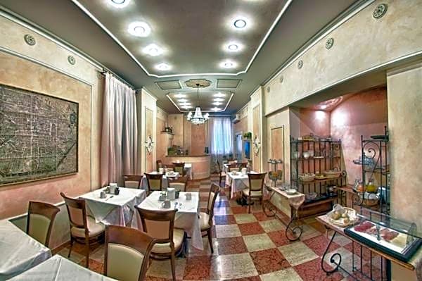 Hotel Pedrini