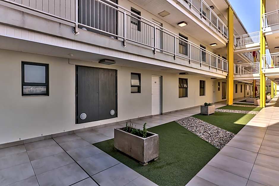 WINK Aparthotel Eaton Square