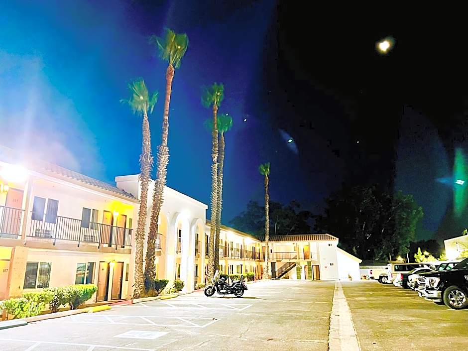 Casa Blanca Express & Suites Cypress Buena Park - Anaheim Area