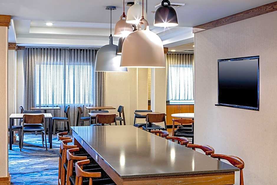 Fairfield Inn & Suites by Marriott Saratoga Malta