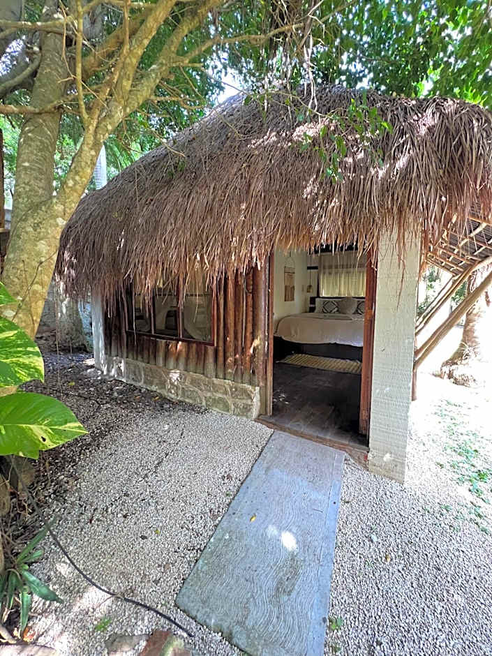 Villa Santuario Lake front Oasis