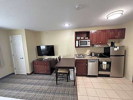 MainStay Suites Coralville - Iowa City