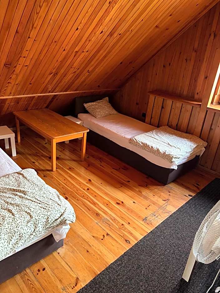 Hostel Tolek