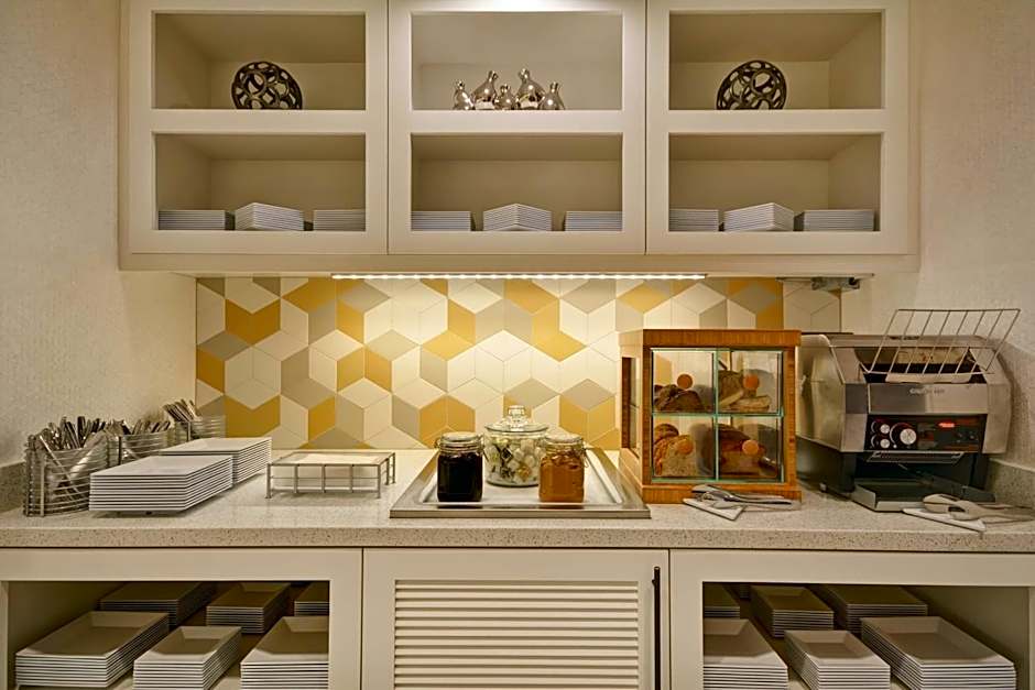 Hyatt Place Fresno