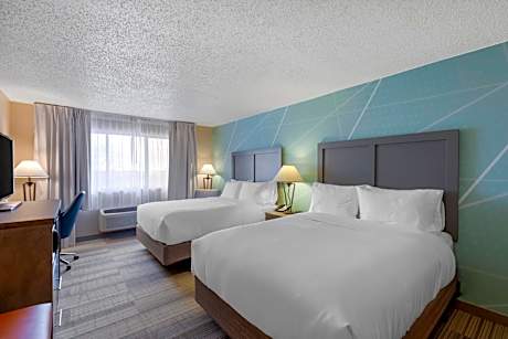 Standard Queen Room with Two Queen Beds - Non Smoking