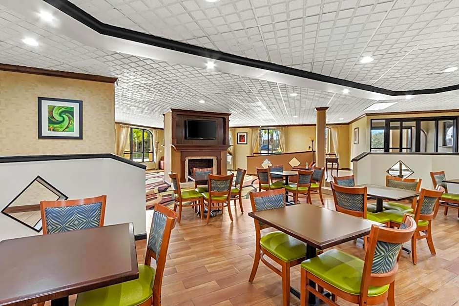 Quality Inn & Suites Florence Civic Center