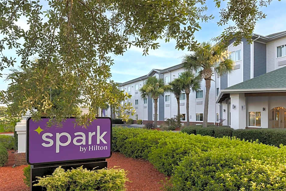 Spark by Hilton Wilmington Carolina Beach Rd