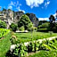Logis Hôtels - Hôtel Restaurant Domaine Les Falaises