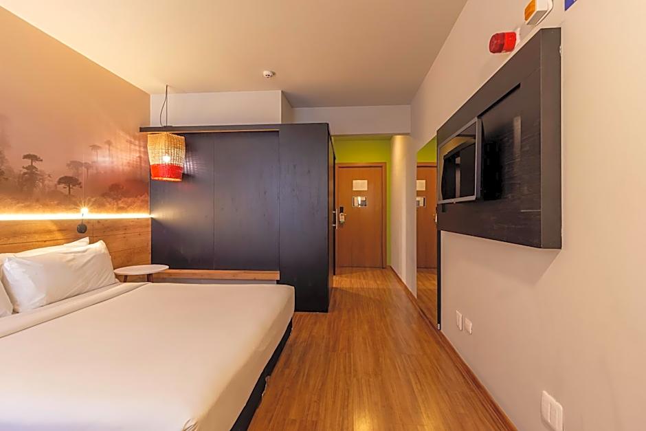 Hotel Cassino Tower Curitiba Aeroporto By Nacional Inn