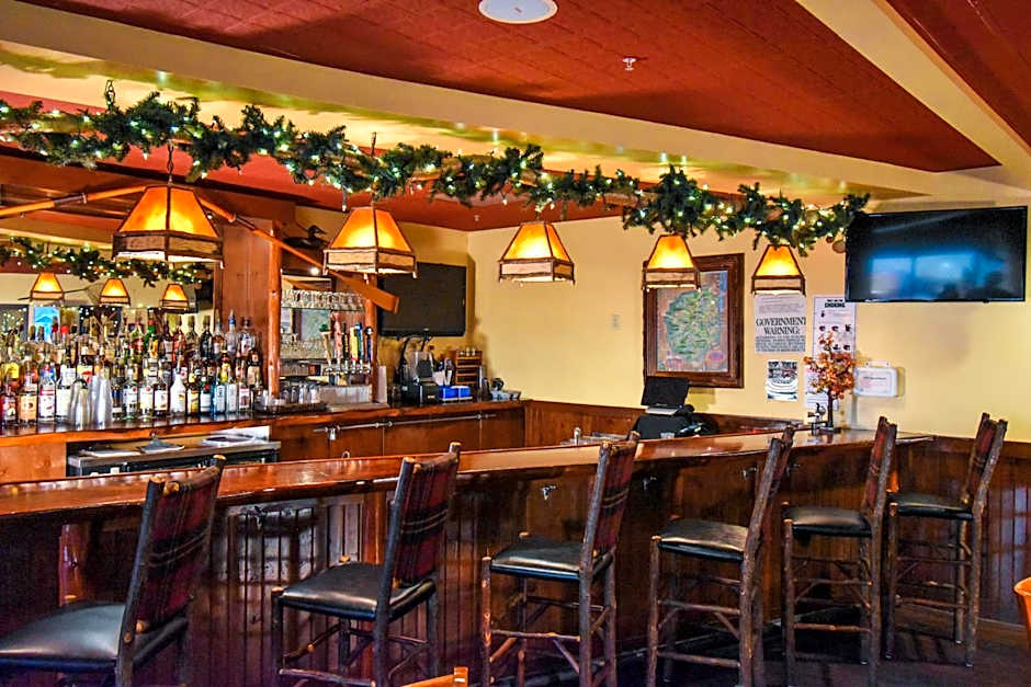 Six Flags Great Escape Lodge & Indoor Waterpark