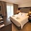Hotel Avra