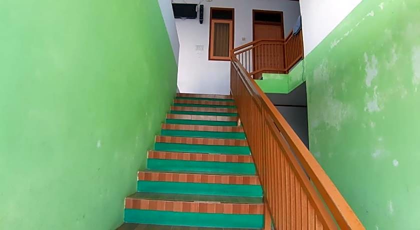 OYO Life 2884 Wisma Jatnika Syariah