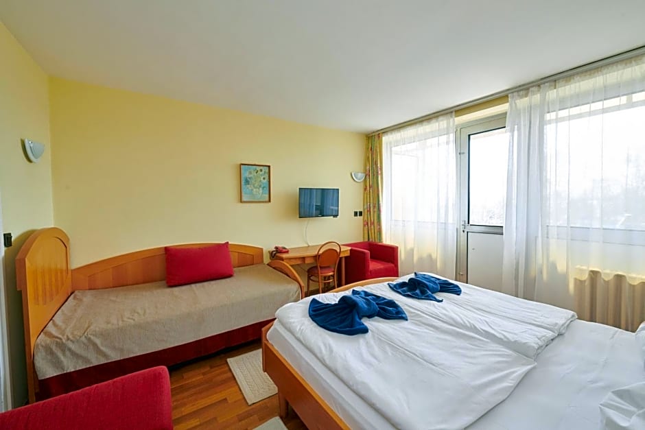 Retro Lido - Vonyarcvashegy