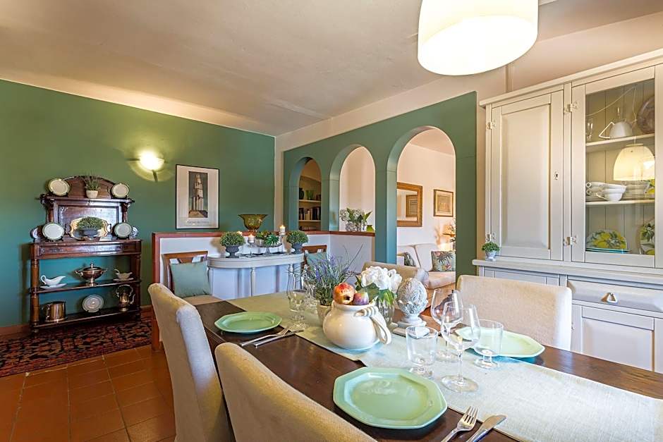 Casa Baino in Lucca With 2 Bedrooms and 1 Bathrooms